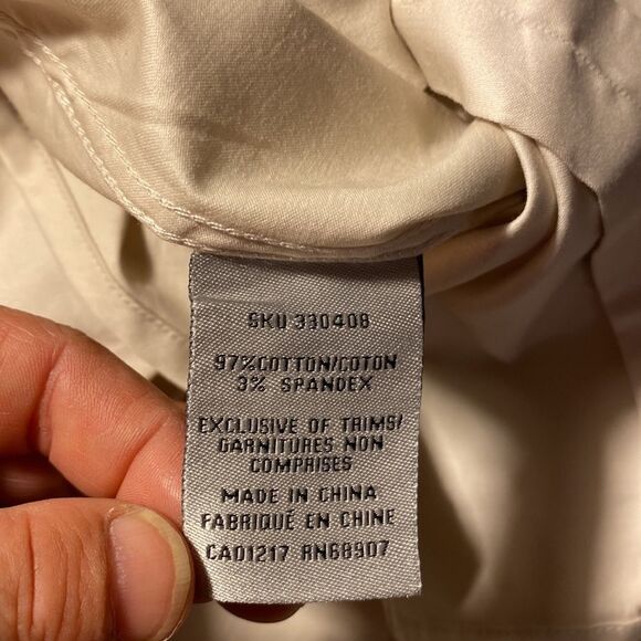 Cream casual button down shirt Le Château - Picture 4 of 5